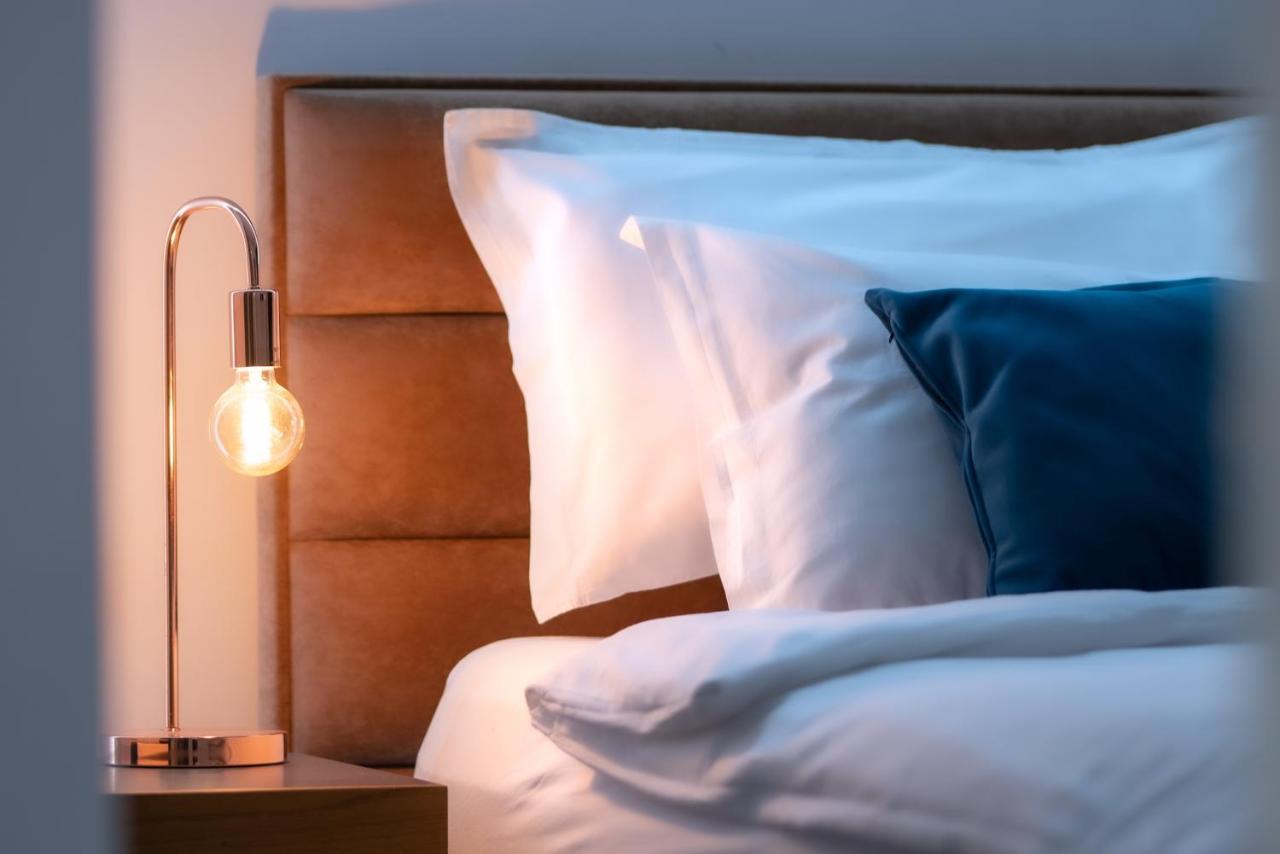 Skanderbeg Square Modern App - The Nest Apartamento